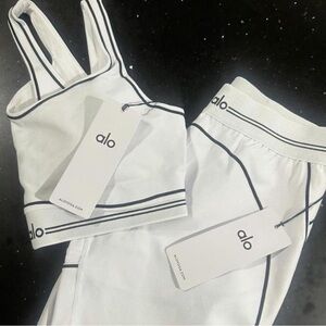 ALO Yoga White and Black Set